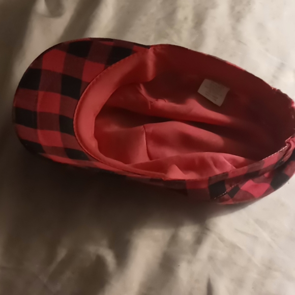 Hat - Picture 2 of 3